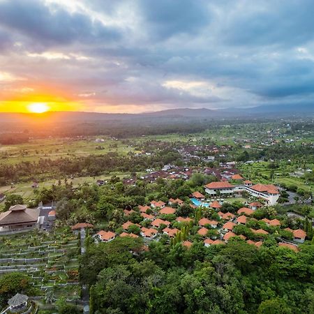 Taman Surgawi Resort & Spa Jasri Екстер'єр фото
