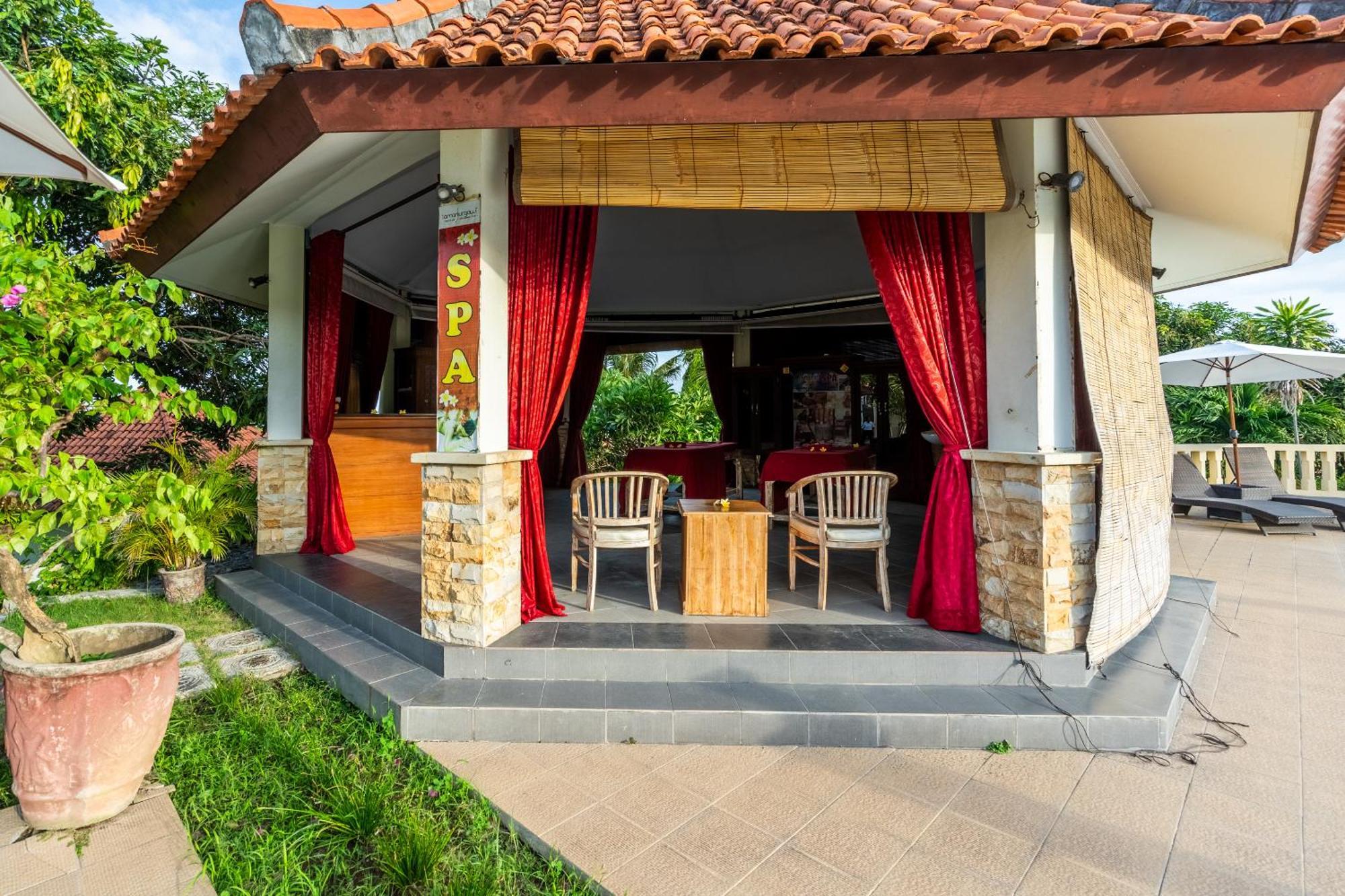 Taman Surgawi Resort & Spa Jasri Екстер'єр фото