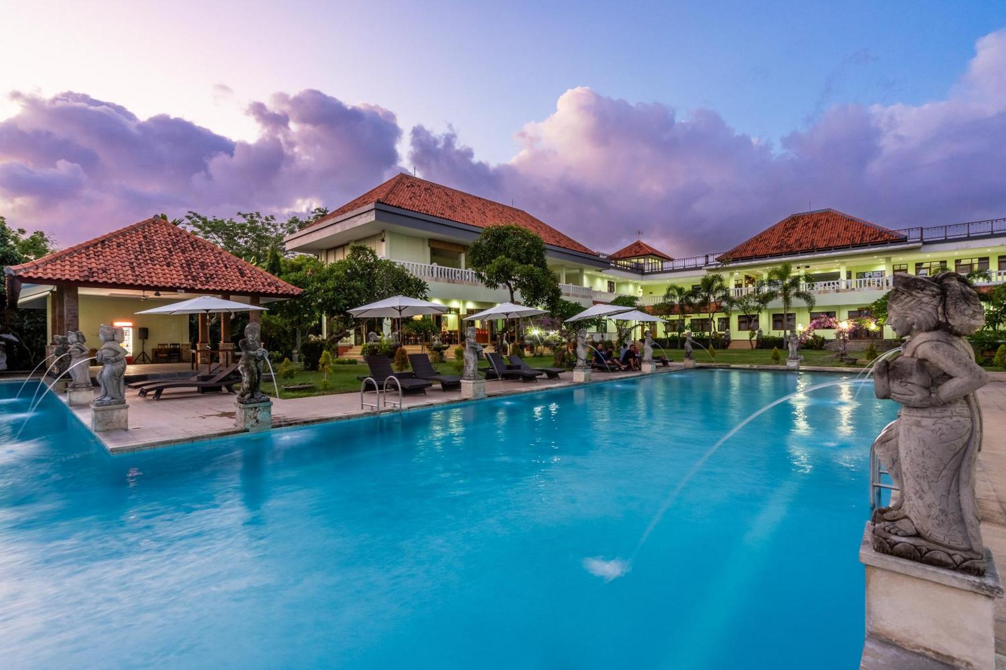 Taman Surgawi Resort & Spa Jasri Екстер'єр фото