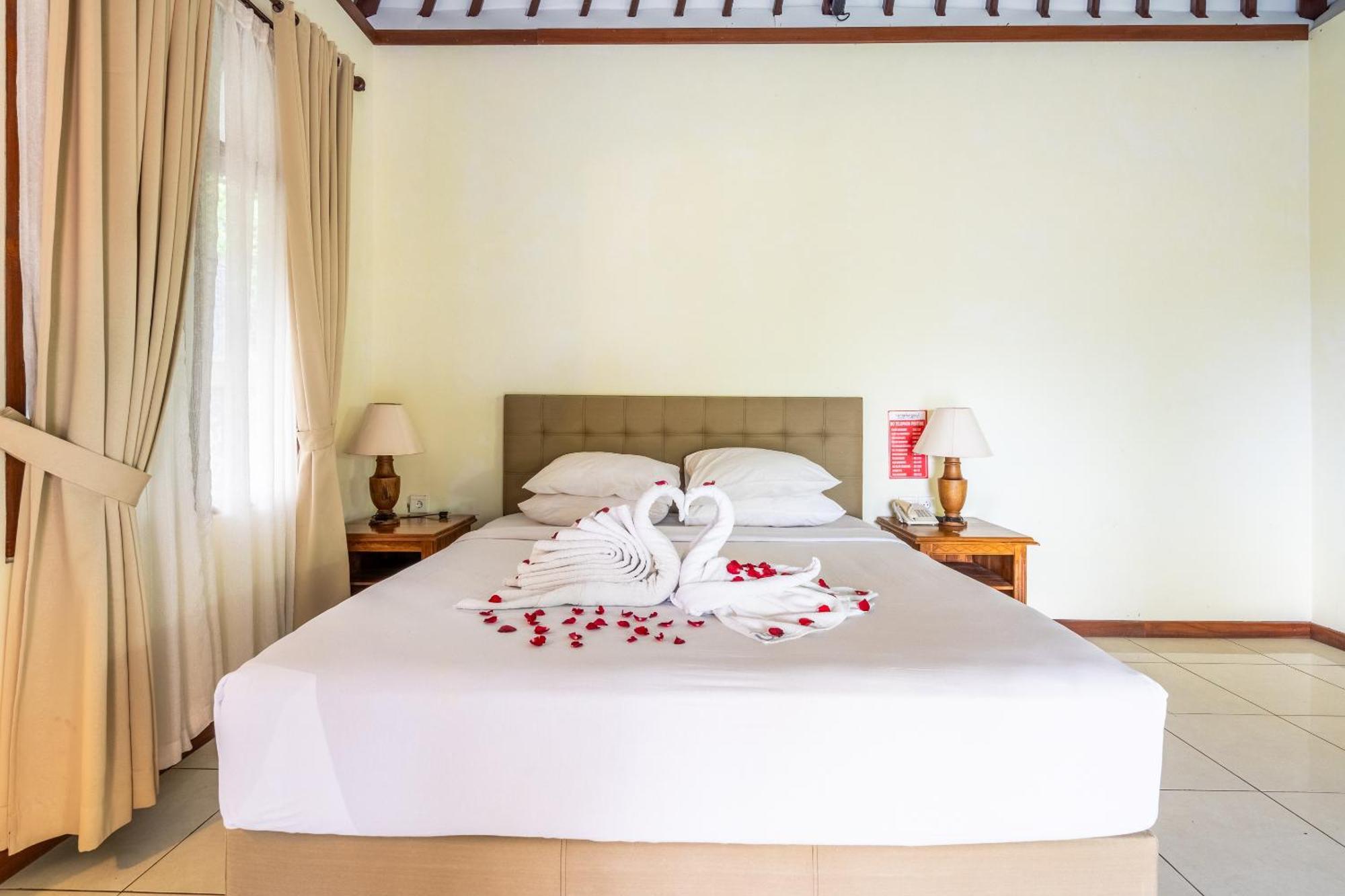 Taman Surgawi Resort & Spa Jasri Екстер'єр фото