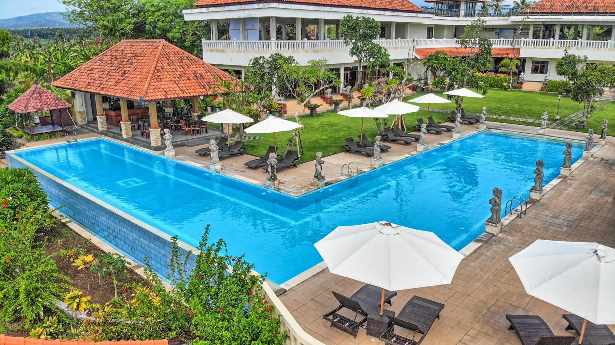 Taman Surgawi Resort & Spa Jasri Екстер'єр фото