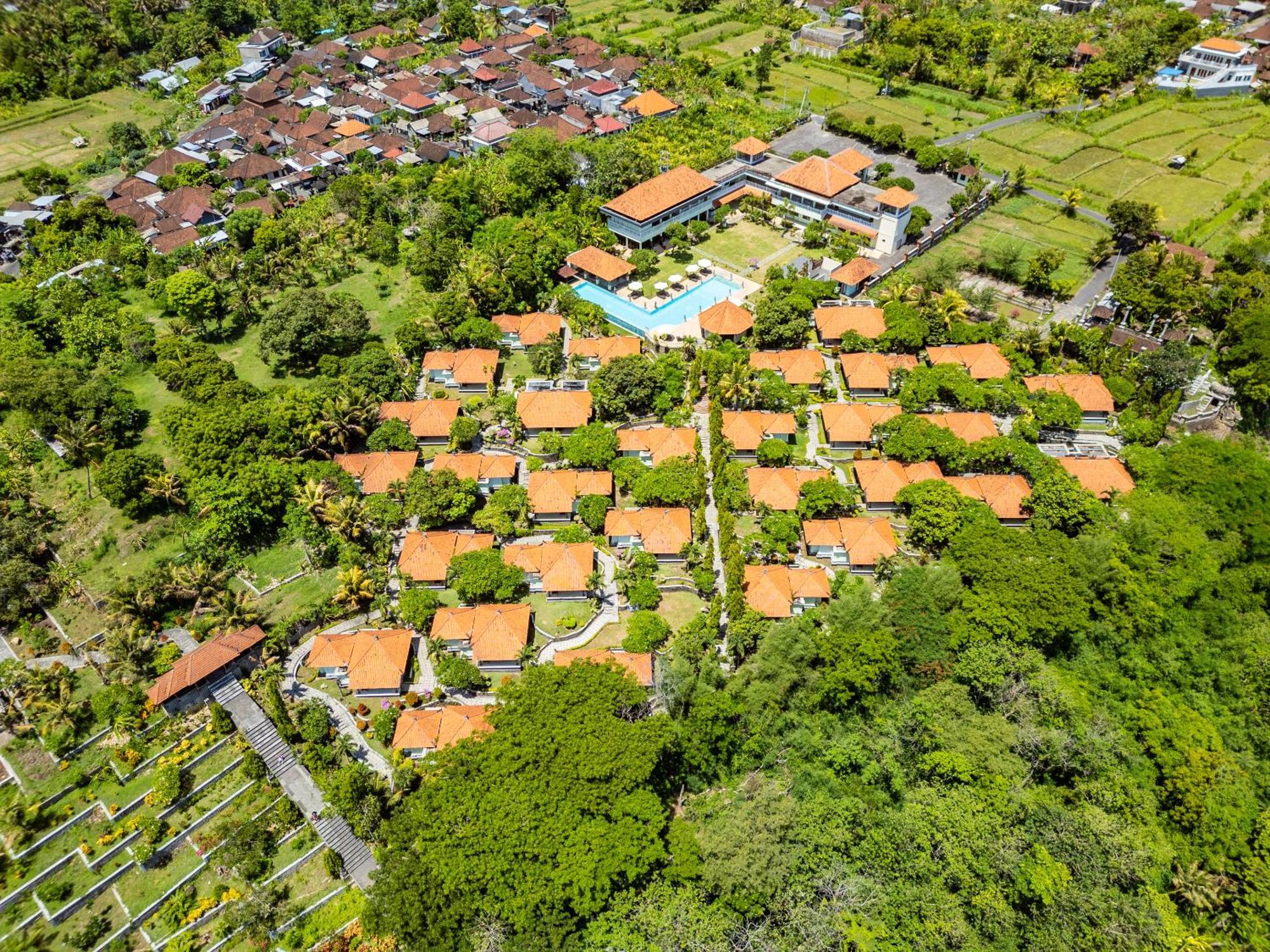 Taman Surgawi Resort & Spa Jasri Екстер'єр фото