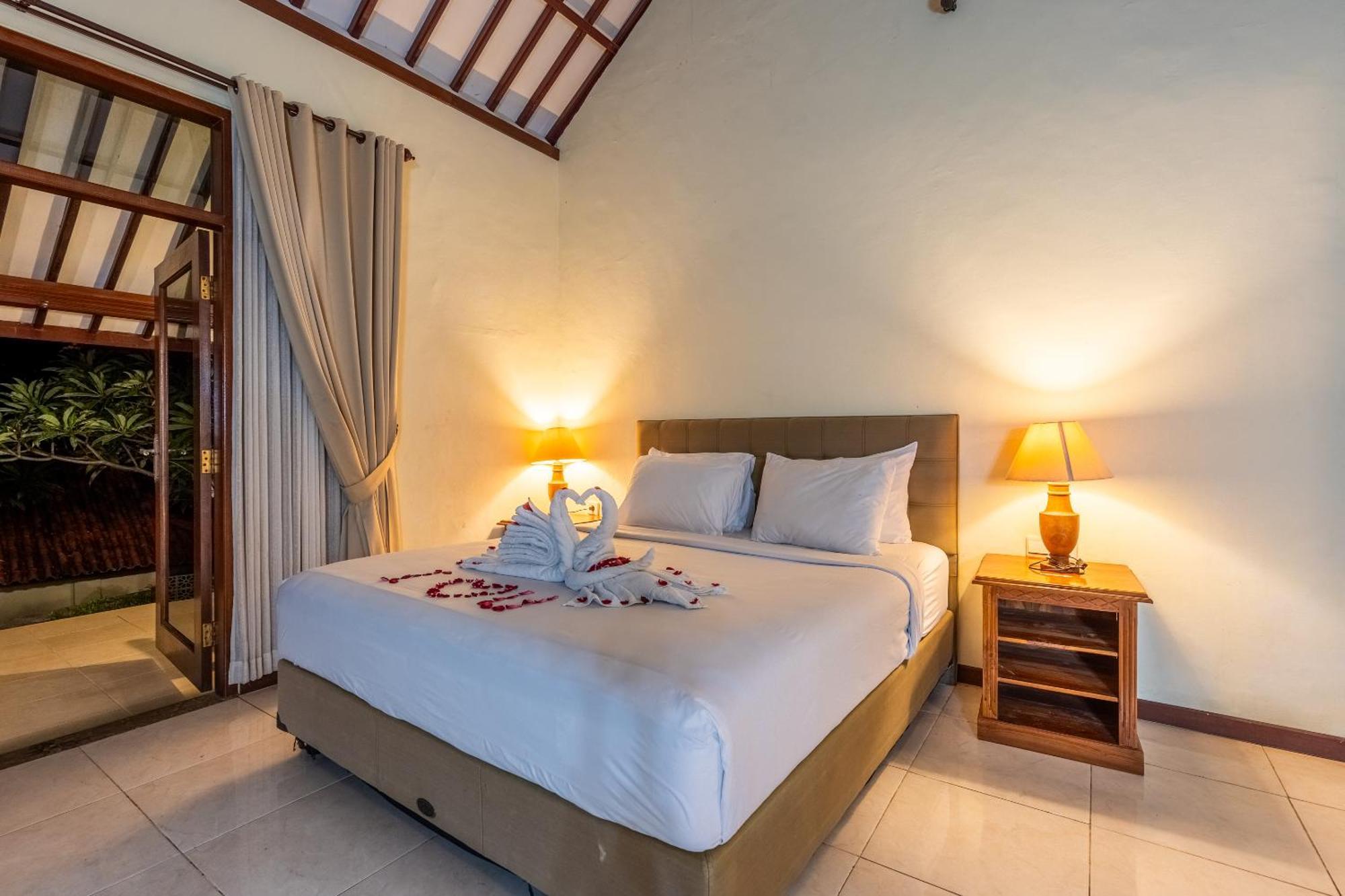 Taman Surgawi Resort & Spa Jasri Екстер'єр фото