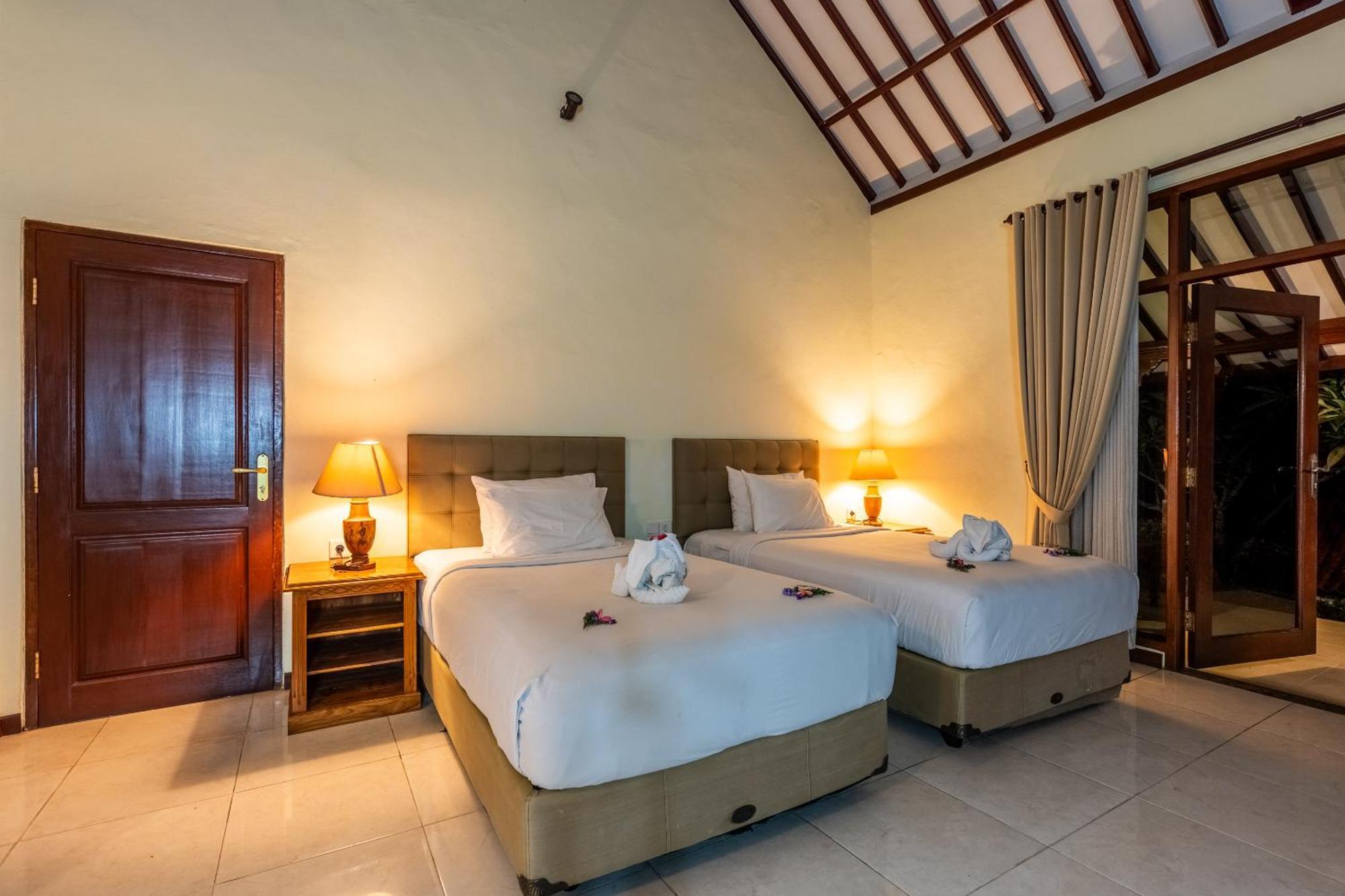 Taman Surgawi Resort & Spa Jasri Екстер'єр фото