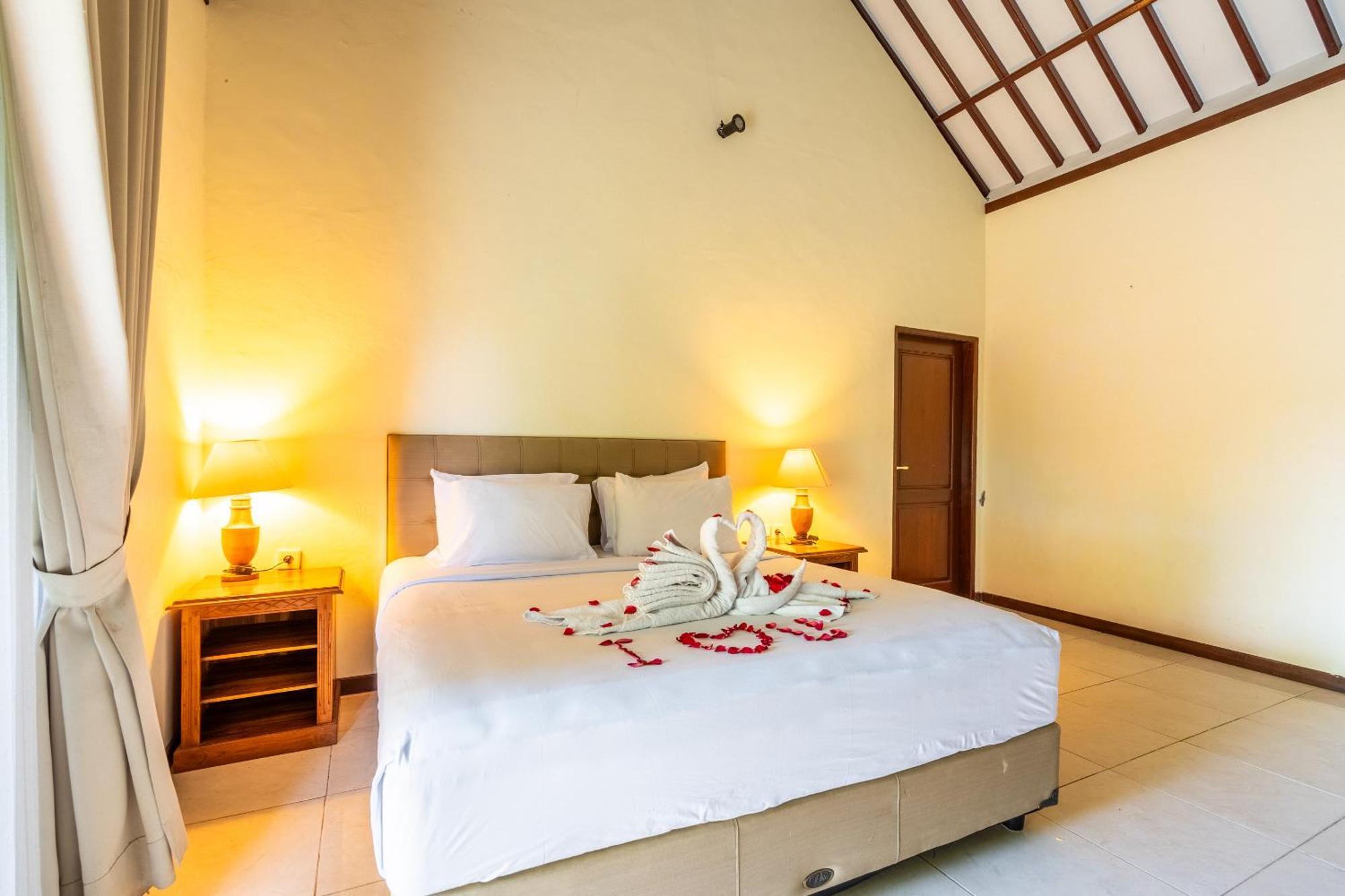 Taman Surgawi Resort & Spa Jasri Екстер'єр фото