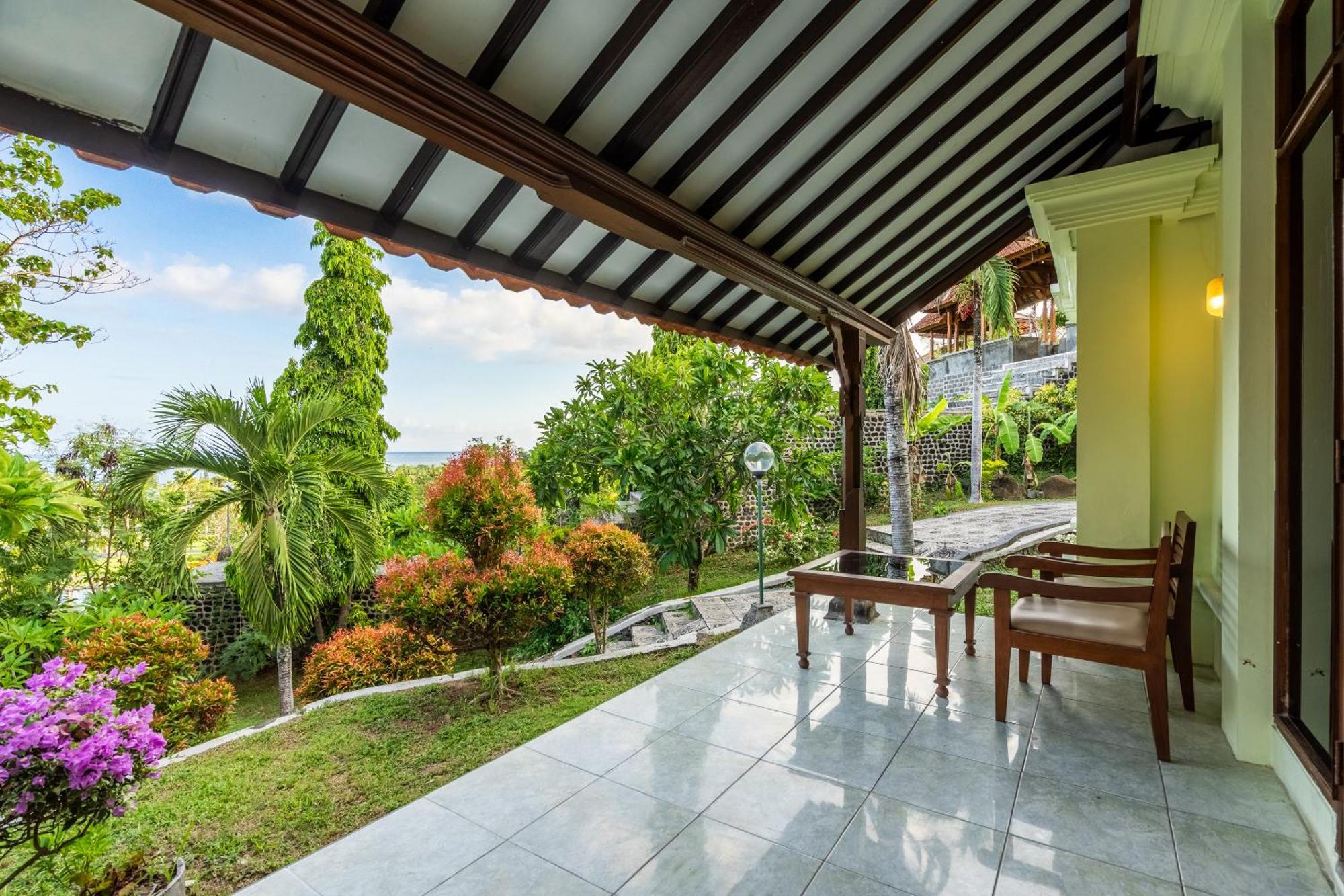 Taman Surgawi Resort & Spa Jasri Екстер'єр фото